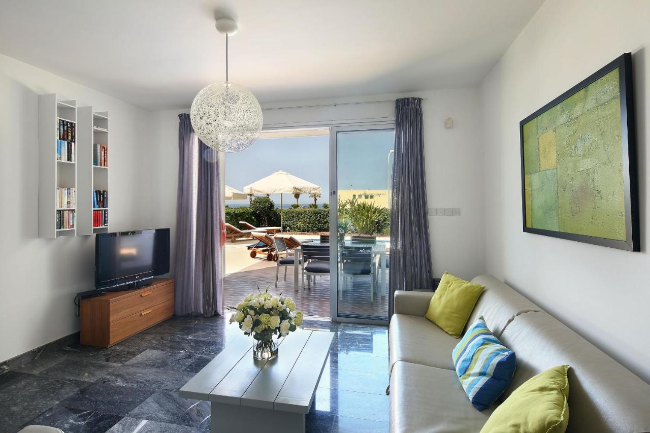 Paradise Cove Luxurious Beach Villas Paphos Eksteriør bilde